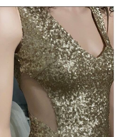 TFNC London Gold Sequins Mini Dress Women’s XS Stretchy Sparkly Homecoming Party - Picture 9 of 16
